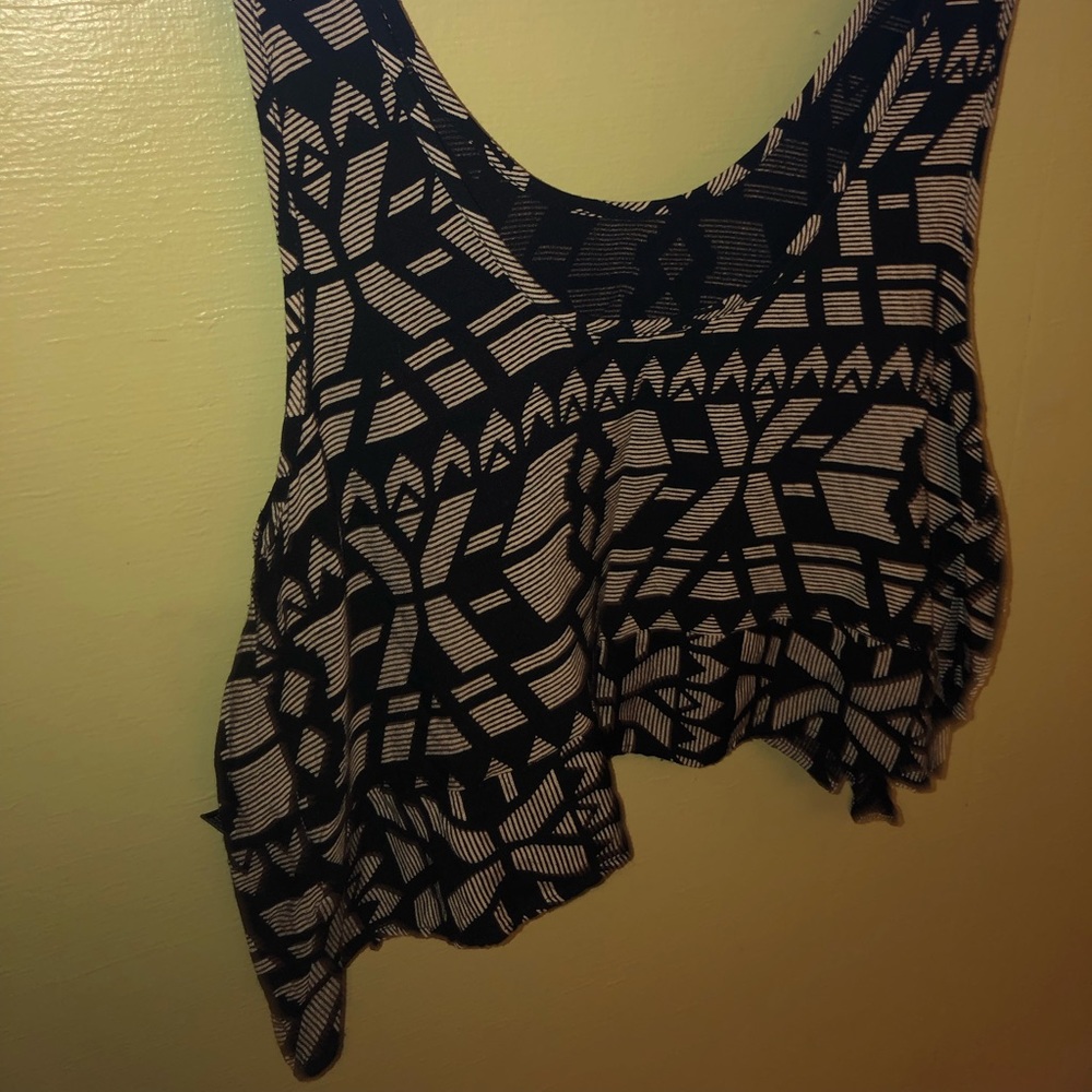 Super cute printed crop top!